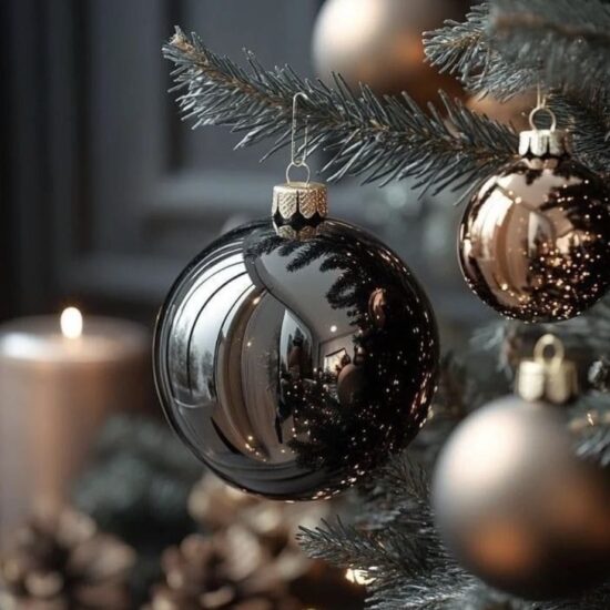 Bronze-Silver-Bauble-
