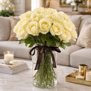 50-White-Pearl Roses---Lifestyle- 50-White-Pearl Roses---Lifestyle-